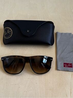 Ray-Ban "Boyfriend" Sunglasses